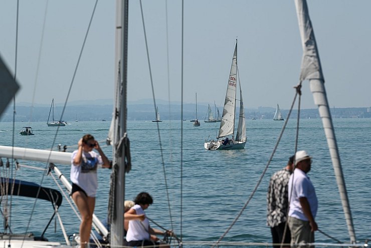 Hitze am Bodensee - &copy; Foto: Felix K&auml;stle/dpa