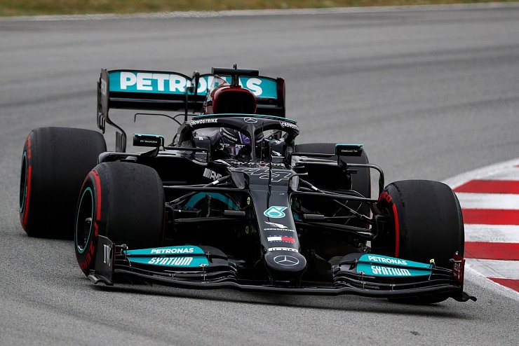 Lewis Hamilton - © Foto: Joan Monfort/AP/dpa