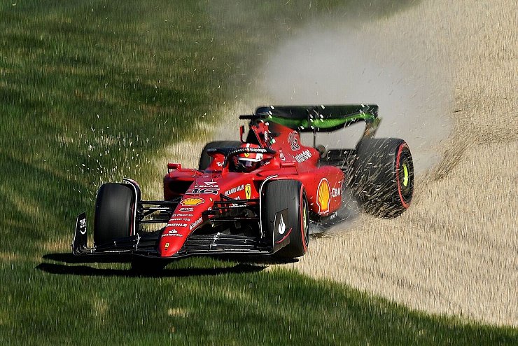 - &copy; Joel Carrett/AAP/dpa