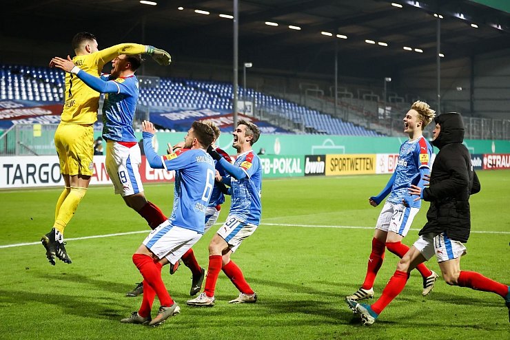 Holstein Kiel - Darmstadt 98 - &copy; Foto: Christian Charisius/dpa