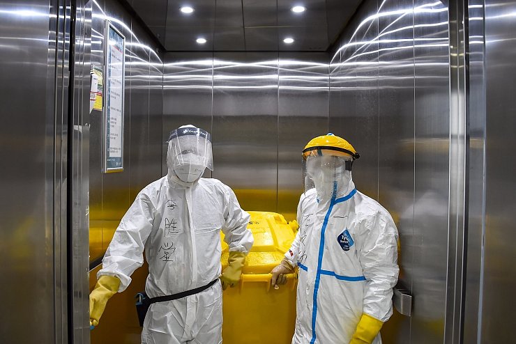 Medizinisches Personal - &copy; Foto: Hu Huhu/XinHua/dpa