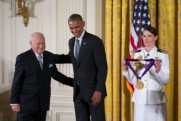 Mel Brooks + Barack Obama - &copy; Foto: Shawn Thew/dpa