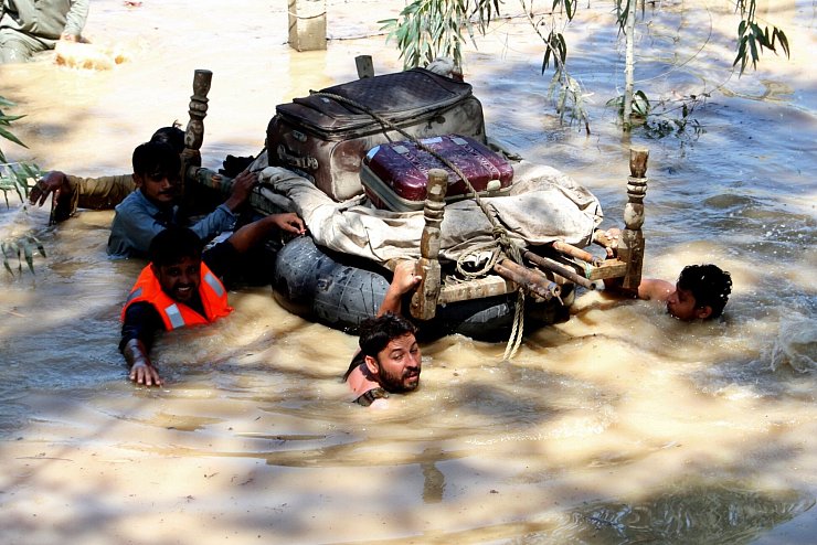 - &copy; Muhammad Sajjad/AP/dpa