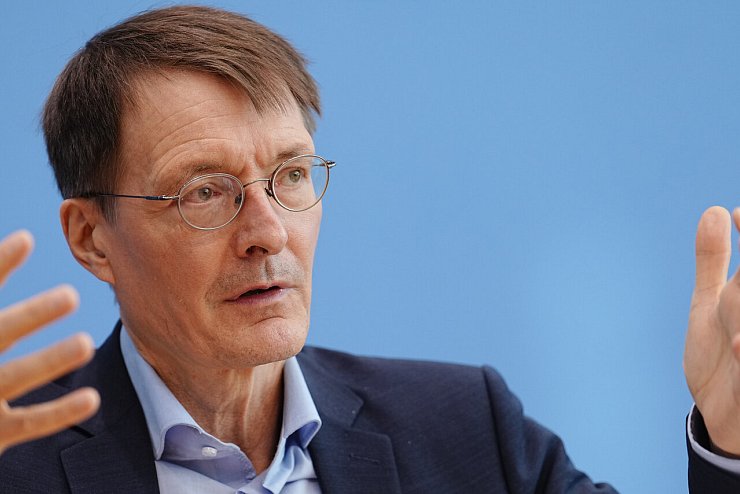 Die Omikron-Variante des Coronavirus breitet sich in Deutschland rasant aus. - &copy; Picture Alliance