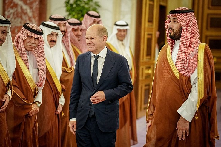 - &copy; Kay Nietfeld/dpa