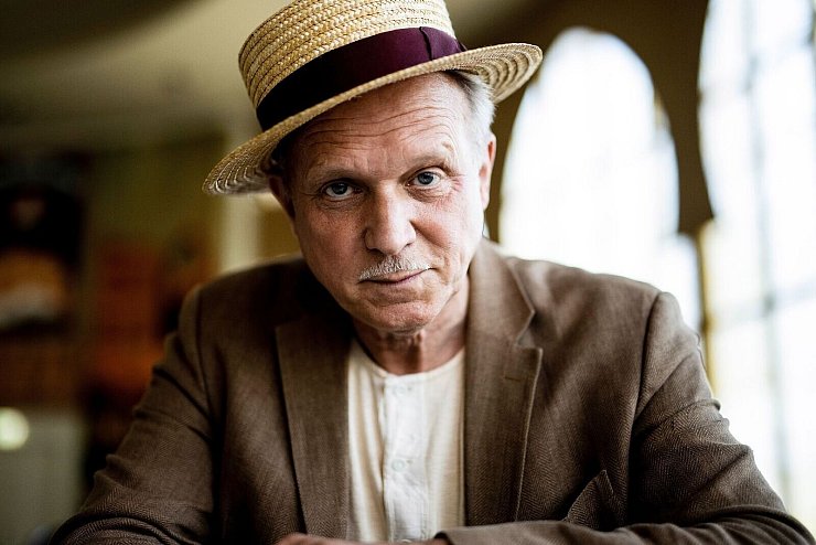 - &copy; Carsten Koall/dpa