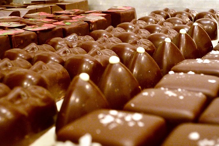 Yuzu-Praline - &copy; Foto: Marie Weigl/dpa