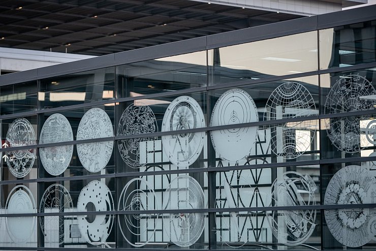 Kunst am Bau - Flughafen Berlin Brandenburg - © Foto: Michael Kappeler/dpa