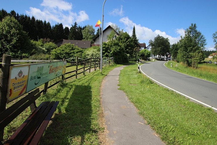 Traumhafte Aussichten auf dem kleinen Sternberger Rundweg in Extertal. - © Foto: Rademacher