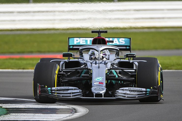 Lewis Hamilton - © Foto: Lat Images/MediaPortal Daimler AG/dpa
