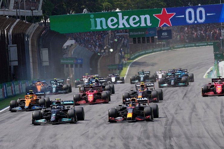 Start - © Foto: Andre Penner/AP/dpa