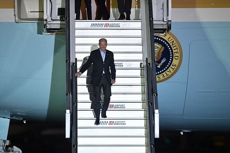 - &copy; Radek Pietruszka/PAP/dpa