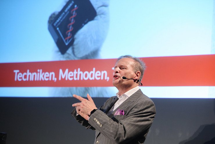 LZ Zukunftsperspektiven mit Prof. Lothar Seiwert über das Zeitmanagement der Zukunft