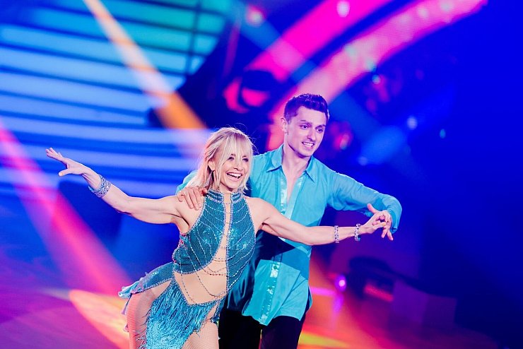 "Let's Dance" - Janin Ullmann - &copy; Foto: Rolf Vennenbernd/dpa