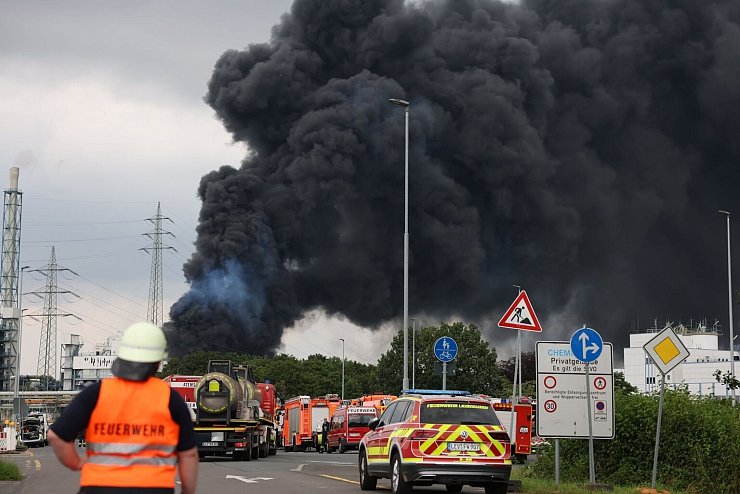 Rauchwolke - &copy; Foto: Oliver Berg/dpa