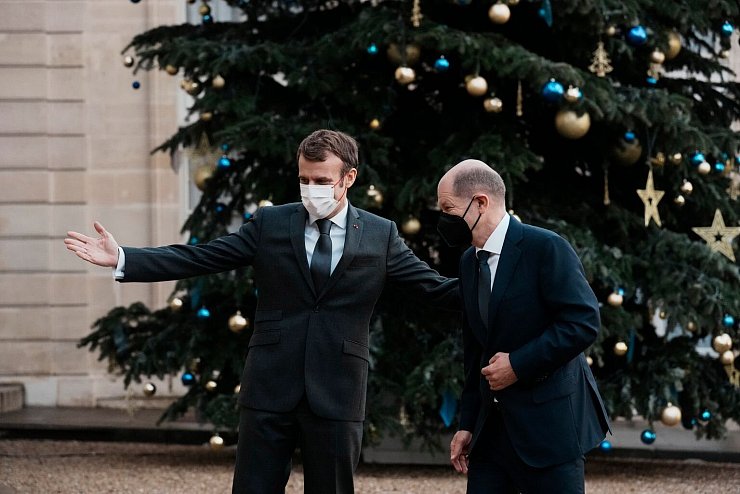Scholz in Paris - &copy; Foto: Thibault Camus/AP/dpa