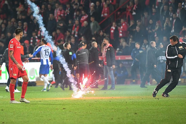 Derby-Eklat - &copy; Foto: Britta Pedersen/dpa-Zentralbild/dpa