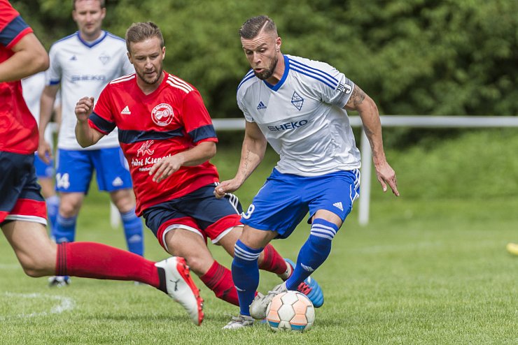 Testspiel zwischen dem Bezirksligisten SC Bad Salzuflen und dem Lemgoer A-Ligisten SG Hörstmar-Lieme. Die Kurstädter behielten mit 2:1 die Oberhand. - © Egon Penner