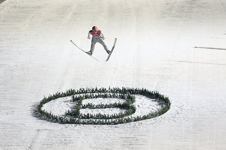 Ausrufezeichen - &copy; Foto: Daniel Karmann/dpa