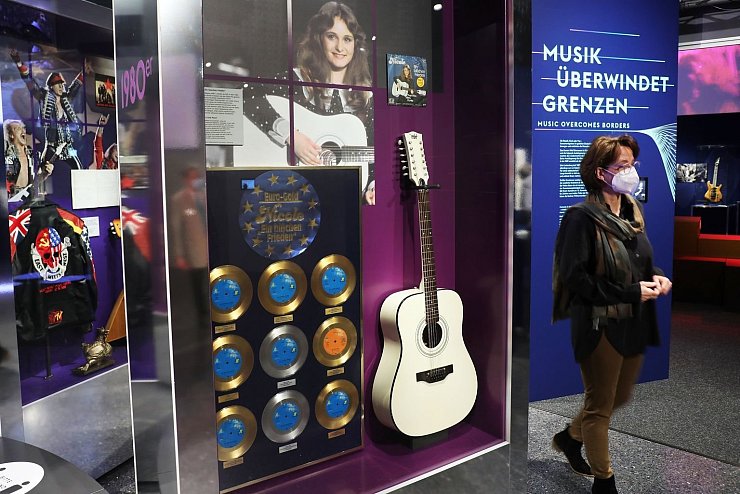 "Hits & Hymnen" im Haus der Geschichte - &copy; Foto: Oliver Berg/dpa