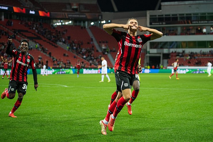 F&uuml;hrung - &copy; Foto: Marius Becker/dpa