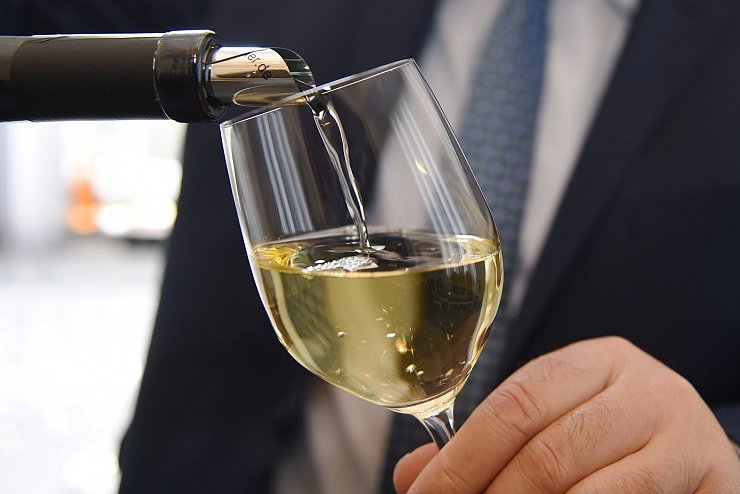 Strafz&ouml;lle auf Weine - &copy; Foto: Carmen Jaspersen/dpa