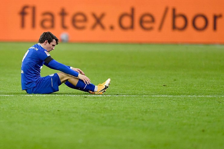 Am Boden - &copy; Foto: Marius Becker/dpa