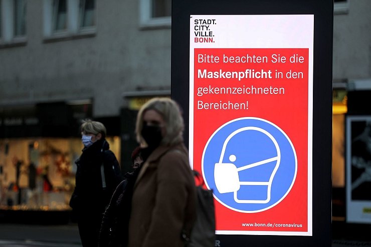 Maskenpflicht - &copy; Foto: Oliver Berg/dpa