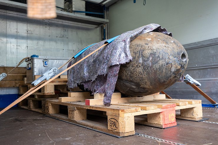Diese Fliegerbombe befand sich in sechs Metern Tiefe in den Paderwiesen. Nun ist sie entschärft. - © Niklas Tüns