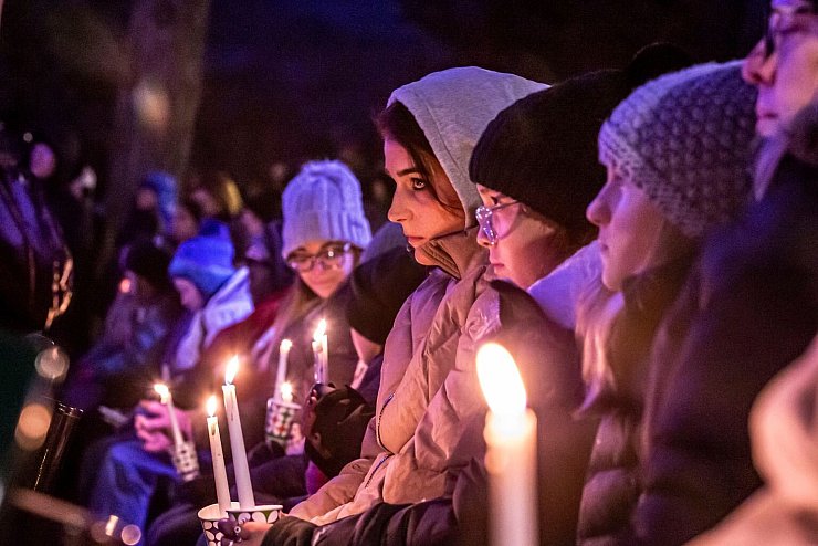 Mahnwache - © Foto: Scott Ash/Milwaukee Journal-Sentinel via AP/dpa