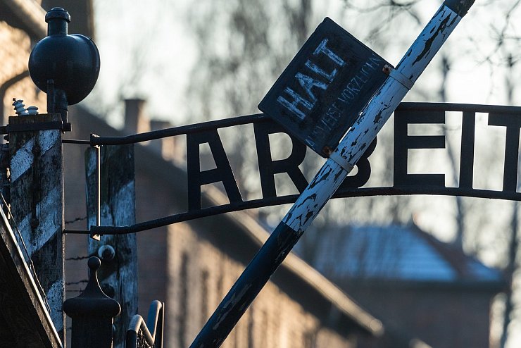 Auschwitz - &copy; Foto: Robert Michael/zb/dpa