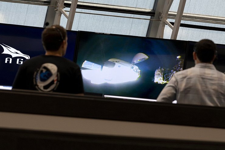 Andockman&ouml;ver - &copy; Foto: Joel Kowsky/NASA/AP/dpa