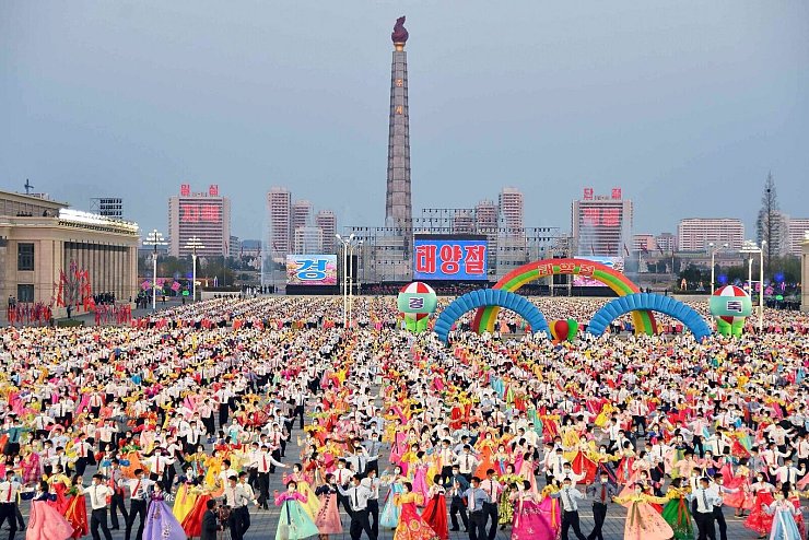 - &copy; -/Kyodo News/AP/dpa