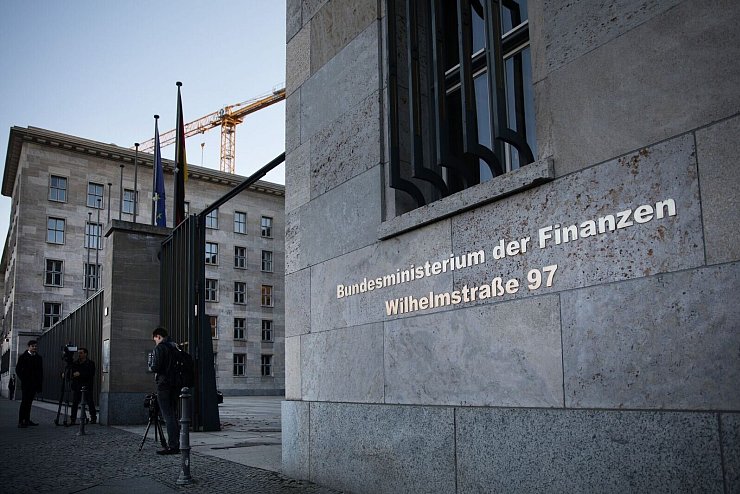 - &copy; picture alliance / Michael Kappeler/dpa