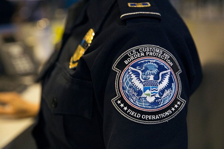 An der US-Grenze - &copy; Foto: Glenn Fawcett/CBP/Department of Homeland Security/dpa-tmn