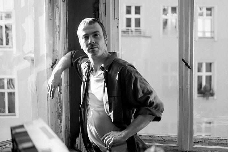 - &copy; Peter Hartwig/Wild Bunch Germany/dpa