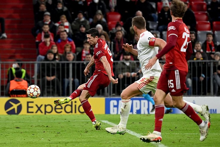 5:2 - &copy; Foto: Sven Hoppe/dpa