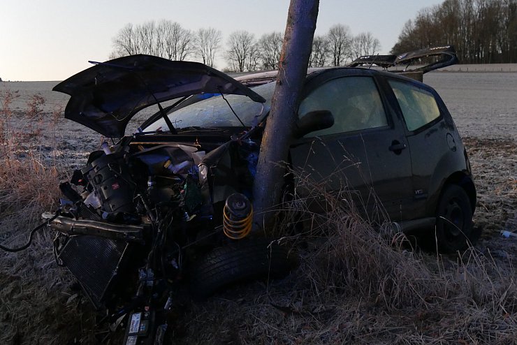 Tödlicher Unfall auf der Externsteiner Straße bei Fromhausen. - © Foto: Wolf