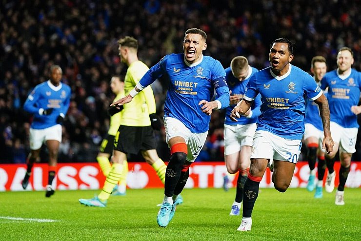 - &copy; Jane Barlow/PA Wire/dpa