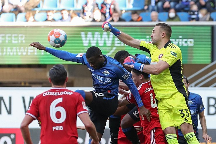 - &copy; Friso Gentsch/dpa