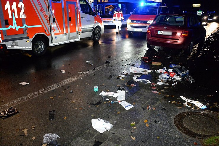 Der Radler war den ersten Ermittlungen zufolge ohne Helm unterwegs. - © Andreas Eickhoff