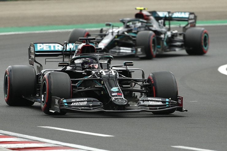 Lewis Hamilton - © Foto: Darko Bandic/Pool AFP/dpa
