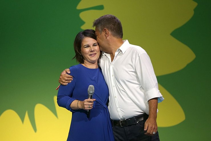 Wahlparty Gr&uuml;ne - &copy; Foto: Christoph Soeder/dpa