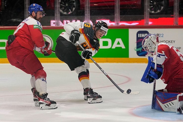 - &copy; Martin Meissner/AP/dpa