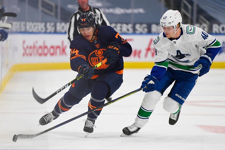 Edmonton Oilers - Vancouver Canucks - &copy; Foto: Dale Macmillan/The Canadian Press/AP/dpa