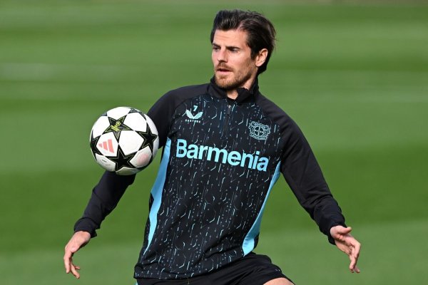 Jonas Hofmann ist mit seiner Einsatzzeit bei Bayer Leverkusen unzufrieden. - © Federico Gambarini/dpa