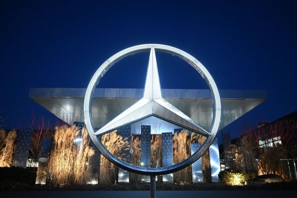 Mercedes-Benz legt Plan für mehr Profitabilität vor. - © Bernd Weißbrod/dpa