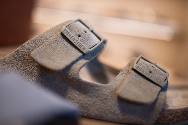 Am BGH ging es um mehrere Sandalen-Klassiker von Birkenstock. - © Rolf Vennenbernd/dpa