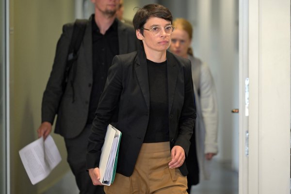 Wann wussten die zuständigen Minister über die Vorgeschichte des mutmaßlich islamistischen Messer-Attentäters von Solingen Bescheid und wie schnell haben sie gehandelt? Das will die Opposition im Landtag aufklären. (Archivbild). - © Federico Gambarini/dpa