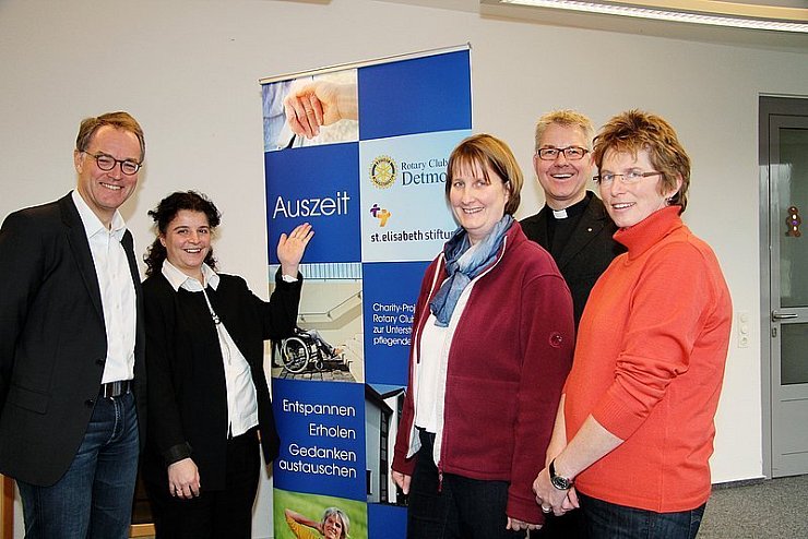 Dr. Dieter Mülke, Liane Grudinski, Gertrud Zimmer, Christian Ritterbach und Maria Raschke (von links) stellten das Angebot vor. - © Foto: Gröne